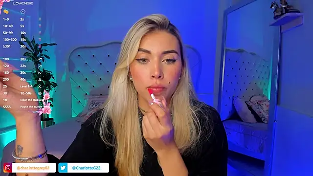 Snapshot of charlotte__grey chatting on 03-05-25, 08:53 charlotte grey online show from 03-05-25, 08:53