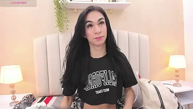 Mia thompson 19 online show from 01-11-26, 07:10