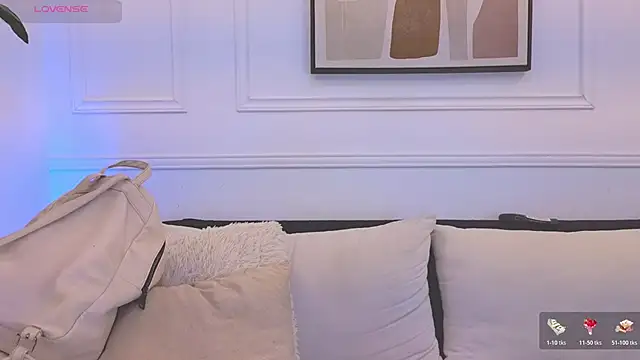 Mia thompson 19 online show from 02-26-26, 07:58