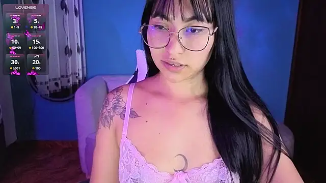 Snapshot of marilin_a chatting on 10-01-25, 10:35 marilin a online show from 10-01-25, 10:35