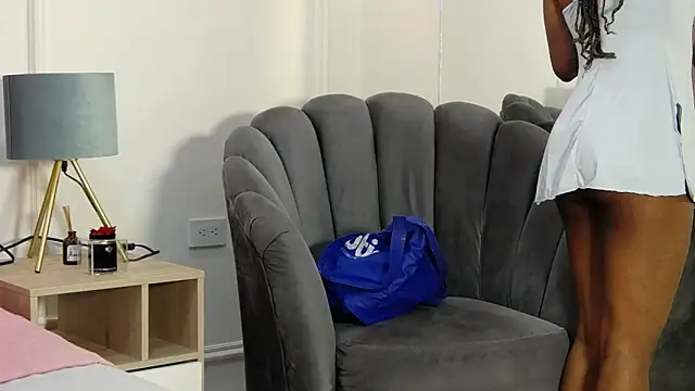 Snapshot of SabrinaDevill chatting on 05-19-26, 01:07 SabrinaDevill online show from 05-19-26, 01:07