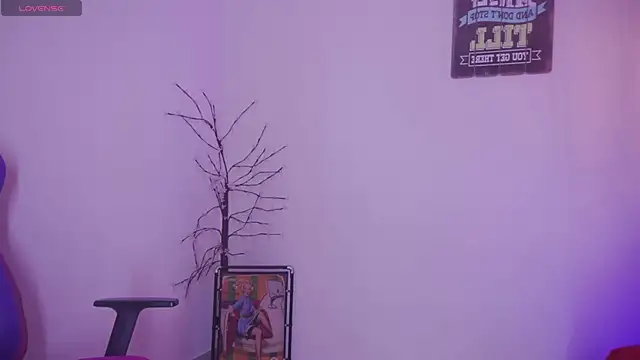 madelyn rose  online show from 11-11-25, 01:33