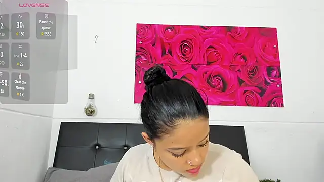 Tiffanny Rose  online show from 12-21-24, 06:33