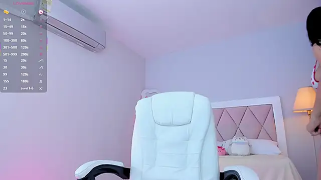 ania sweet18 online show from 10-24-25, 12:42