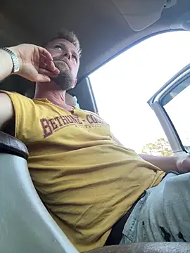 Snapshot of W1LBURN chatting on 03-03-26, 11:12 W1LBURN online show from 03-03-26, 11:12