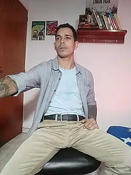 chero 95 online show from 11-25-25, 10:21