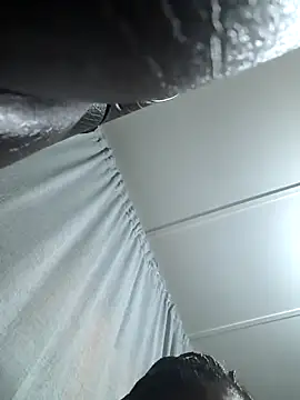 ExclusiveLeexx online show from 11-18-25, 04:21