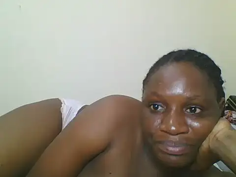 Snapshot of Prettyface25 chatting on 01-17-26, 11:47 Prettyface25 online show from 01-17-26, 11:47