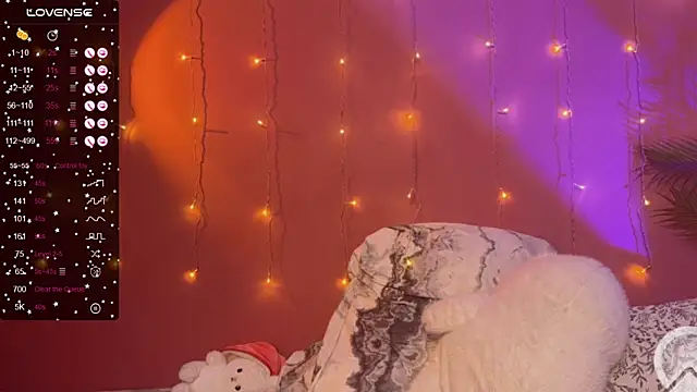 CarolineLovers online show from 02-27-25, 03:40