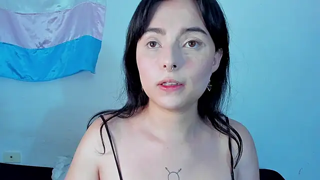 Snapshot of elizabethtaylorxxx chatting on 04-26-26, 07:44 elizabethtaylorxxx online show from 04-26-26, 07:44