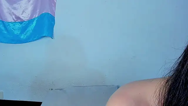 Snapshot of elizabethtaylorxxx chatting on 06-27-26, 08:26 elizabethtaylorxxx online show from 06-27-26, 08:26