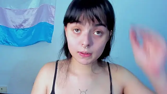 Snapshot of elizabethtaylorxxx chatting on 03-15-26, 07:32 elizabethtaylorxxx online show from 03-15-26, 07:32