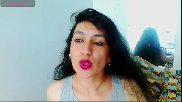 cristina connor online show from 02-13-26, 01:27