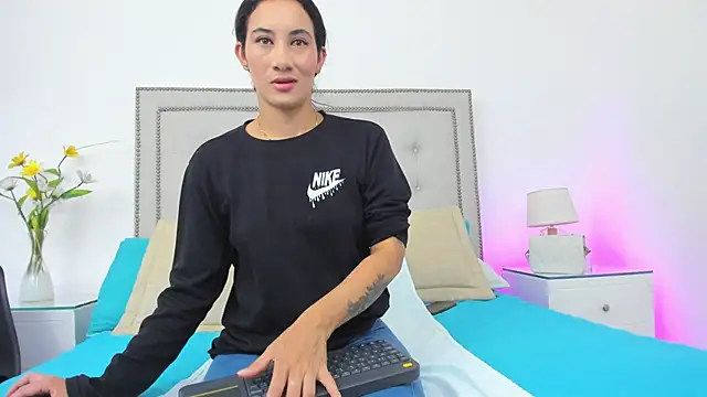 Cataleyalove ADY online show from 04-10-26, 08:16