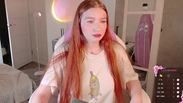 cinnabon girls online show from 12-19-25, 11:40