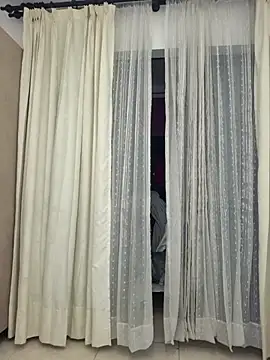 Snapshot of viollett_28 chatting on 02-10-26, 11:59 viollett 28 online show from 02-10-26, 11:59