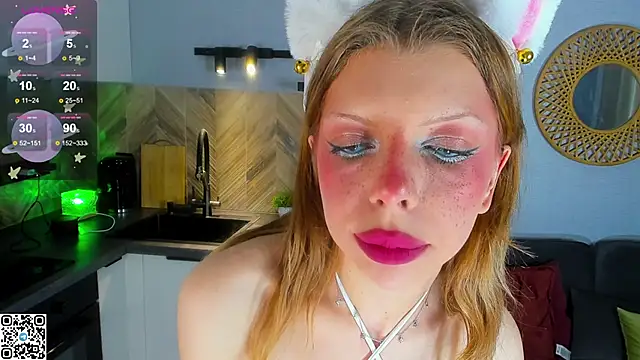 Hannah Carr online show from 03-07-26, 04:12