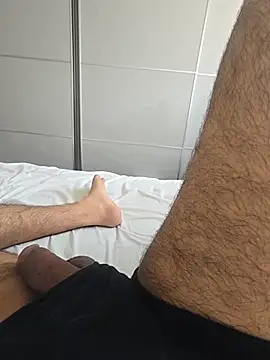 Snapshot of Hardmard chatting on 07-17-26, 04:48 Hardmard online show from 07-17-26, 04:48