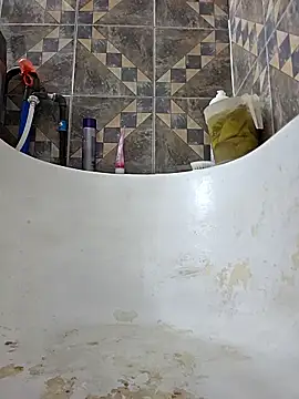 Snapshot of realg2307 chatting on 01-13-26, 09:52 realg2307 online show from 01-13-26, 09:52