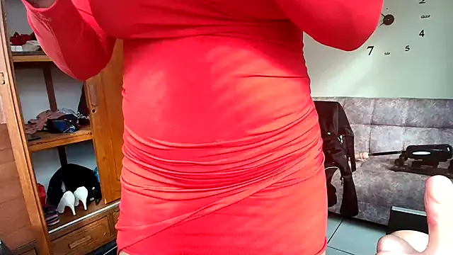 Majo Soussa online show from 10-18-25, 12:51