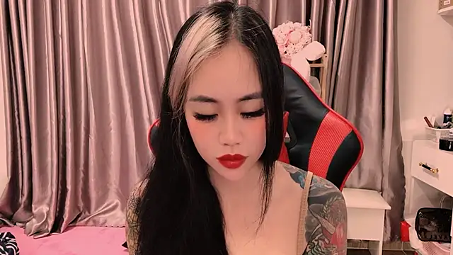 Snapshot of witch-39 chatting on 03-02-26, 04:57 witch-39 online show from 03-02-26, 04:57