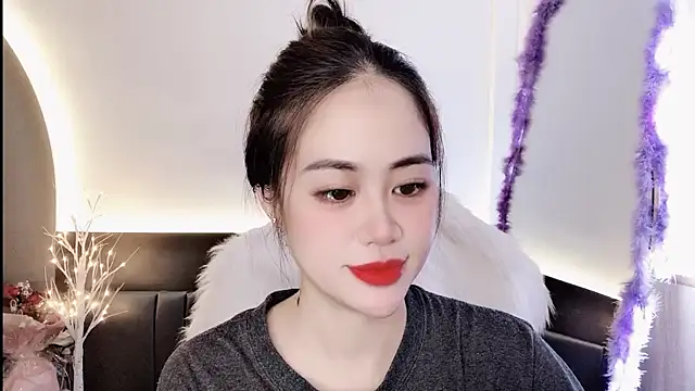 Snapshot of witch-39 chatting on 02-16-25, 07:37 witch-39 online show from 02-16-25, 07:37