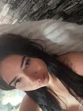 corallwells online show from 02-24-26, 03:07