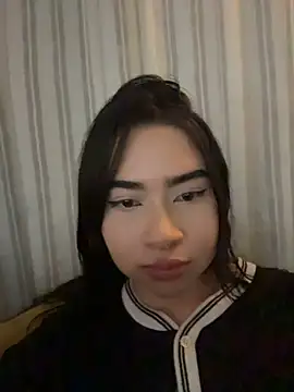 corallwells online show from 04-09-26, 03:08