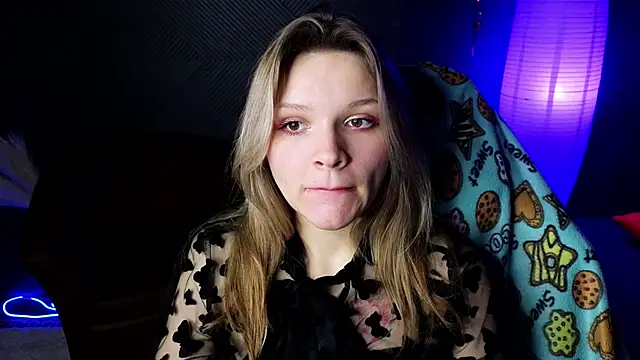 Snapshot of LitaBrom chatting on 02-23-25, 11:11 LitaBrom online show from 02-23-25, 11:11