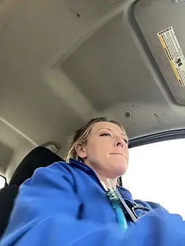 Snapshot of lezbean24 chatting on 02-09-26, 07:01 lezbean24 online show from 02-09-26, 07:01