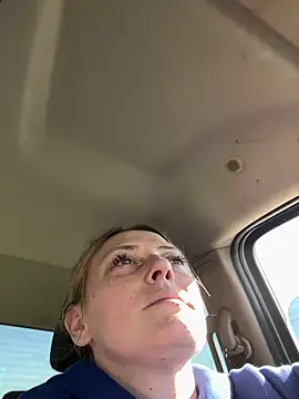 Snapshot of lezbean24 chatting on 02-27-26, 07:46 lezbean24 online show from 02-27-26, 07:46