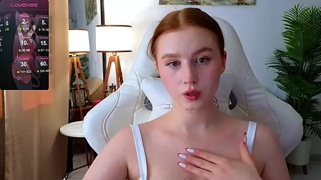Snapshot of Meow_babe chatting on 02-20-25, 10:27 Meow babe online show from 02-20-25, 10:27