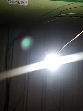 Snapshot of Cris29_84 chatting on 10-21-25, 09:58 Cris29 84 online show from 10-21-25, 09:58