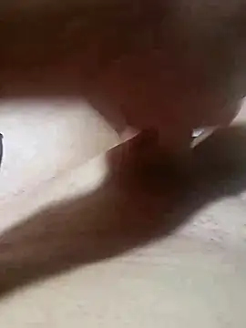 Snapshot of Cris29_84 chatting on 09-22-25, 11:16 Cris29 84 online show from 09-22-25, 11:16