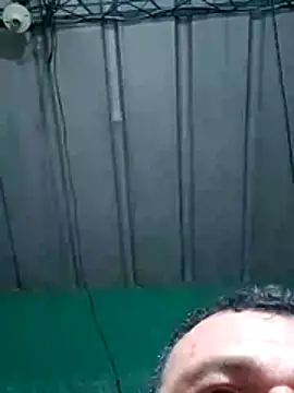 Snapshot of Cris29_84 chatting on 10-21-25, 07:52 Cris29 84 online show from 10-21-25, 07:52