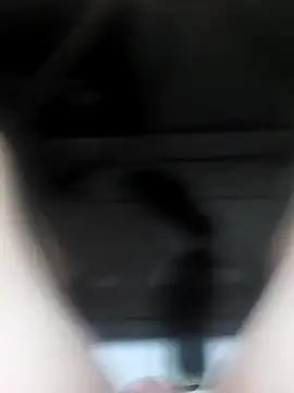 Snapshot of Cris29_84 chatting on 02-23-26, 10:05 Cris29 84 online show from 02-23-26, 10:05