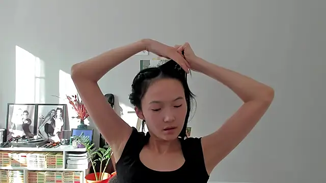 ailey chao online show from 04-06-26, 02:40