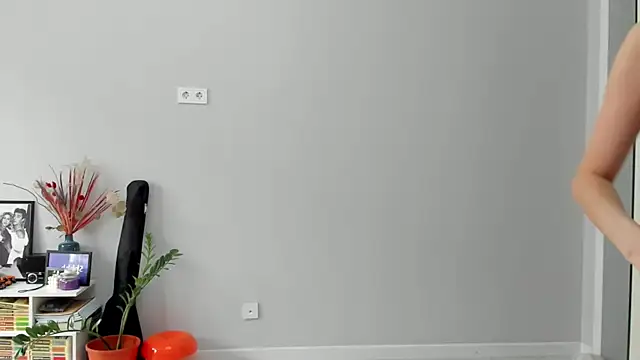 ailey chao online show from 03-24-26, 04:34