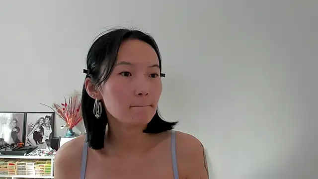 Snapshot of ailey_chao chatting on 05-06-26, 02:26 ailey chao online show from 05-06-26, 02:26