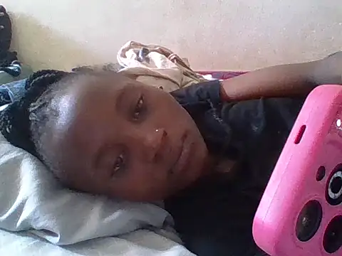 Snapshot of SexyNeedle22 chatting on 04-30-26, 08:43 SexyNeedle22 online show from 04-30-26, 08:43