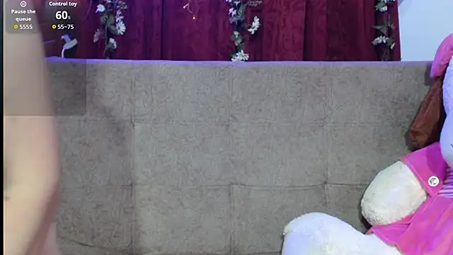 italagomez  online show from 02-19-26, 12:29