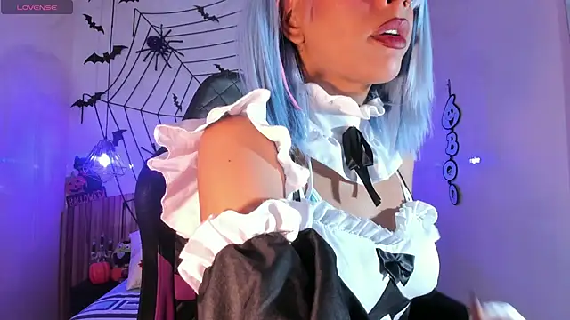 IamNayuta online show from 10-17-25, 03:43