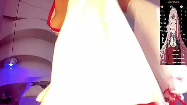 IamNayuta online show from 03-20-25, 10:51