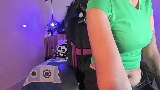 IamNayuta online show from 10-08-25, 07:58