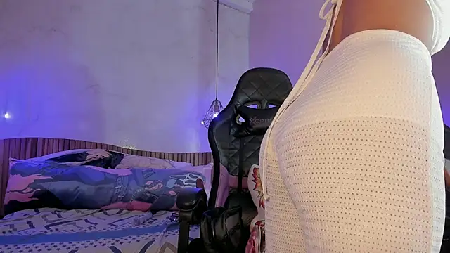 IamNayuta online show from 05-24-26, 01:49