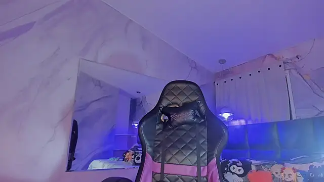 IamNayuta online show from 11-24-25, 08:42