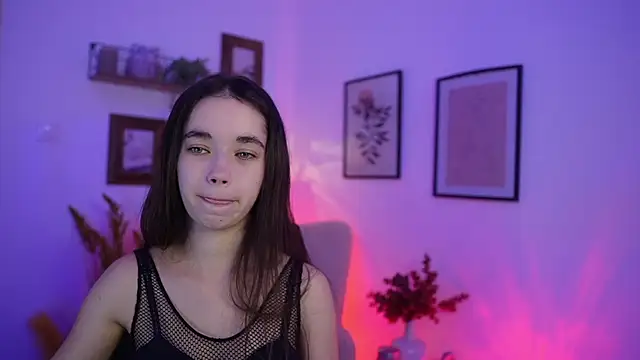 Gia Paige18 online show from 11-28-25, 02:06