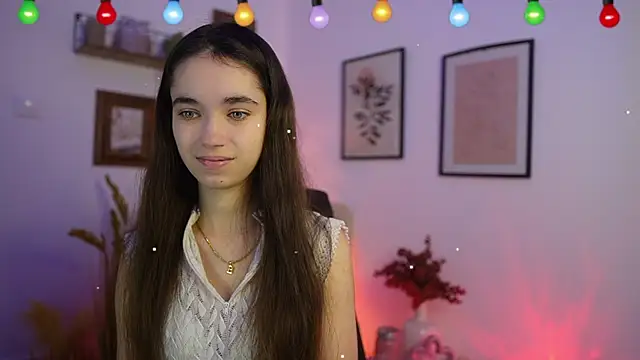 Gia Paige18 online show from 12-15-25, 02:01