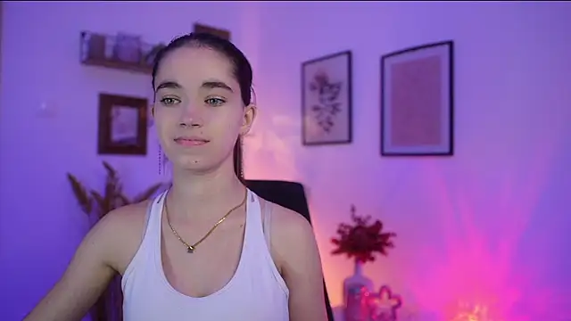 Gia Paige18 online show from 11-04-25, 01:59