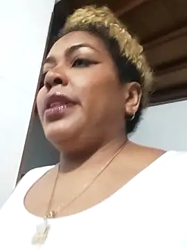 Snapshot of ELLA_KELLY chatting on 02-16-26, 11:31 ELLA KELLY online show from 02-16-26, 11:31